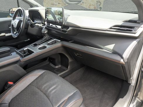 Used 2024 Toyota Sienna XSE w/ XSE Premium Package AWD/4WD image 23