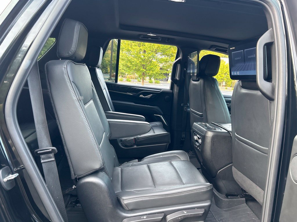 Used 2023 GMC Yukon Denali w/ Advanced Technology Package AWD/4WD image 54