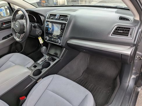 Used 2018 Subaru Legacy 2.5i Premium AWD/4WD image 35