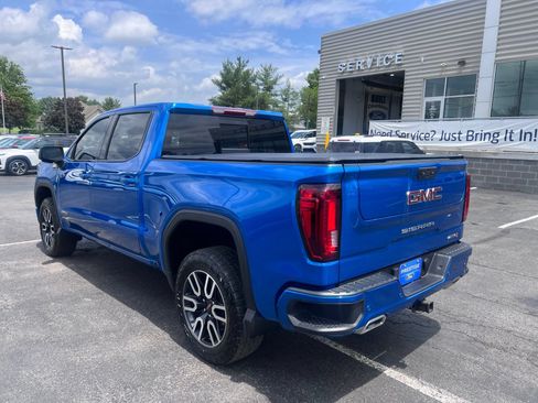 Used 2024 GMC Sierra 1500 AT4 w/ AT4 Premium Package AWD/4WD image 6