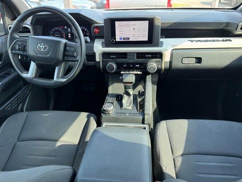 Used 2024 Toyota Tacoma image 11