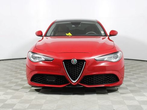 Used 2018 Alfa Romeo Giulia RWD image 32