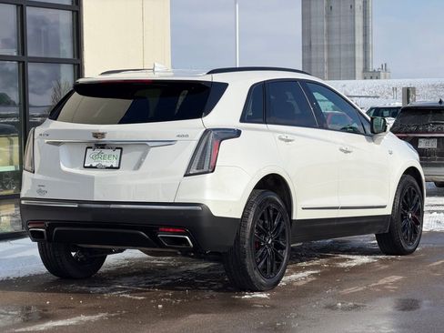 Used 2023 Cadillac XT5 Sportv w/ Technology Package AWD/4WD image 5