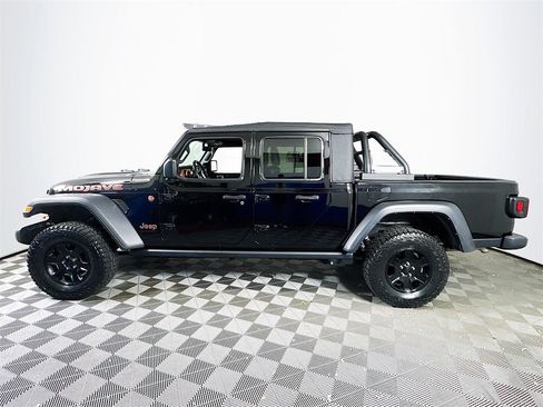 Used 2023 Jeep Gladiator Mojave w/ Cold Weather Group image 4