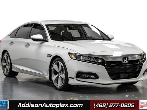 Used 2019 Honda Accord Touring image 1