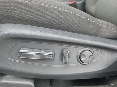 Used 2026 Honda CR-V EX image 11