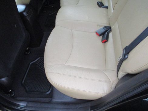 Used 2011 Hyundai Elantra Limited FWD image 6