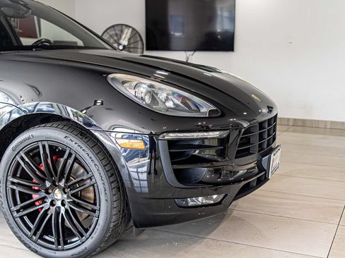 Used 2017 Porsche Macan GTS AWD/4WD image 3