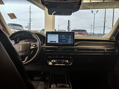 Certified 2023 Lincoln Corsair Reserve w/ Equipment Group 201A image 13