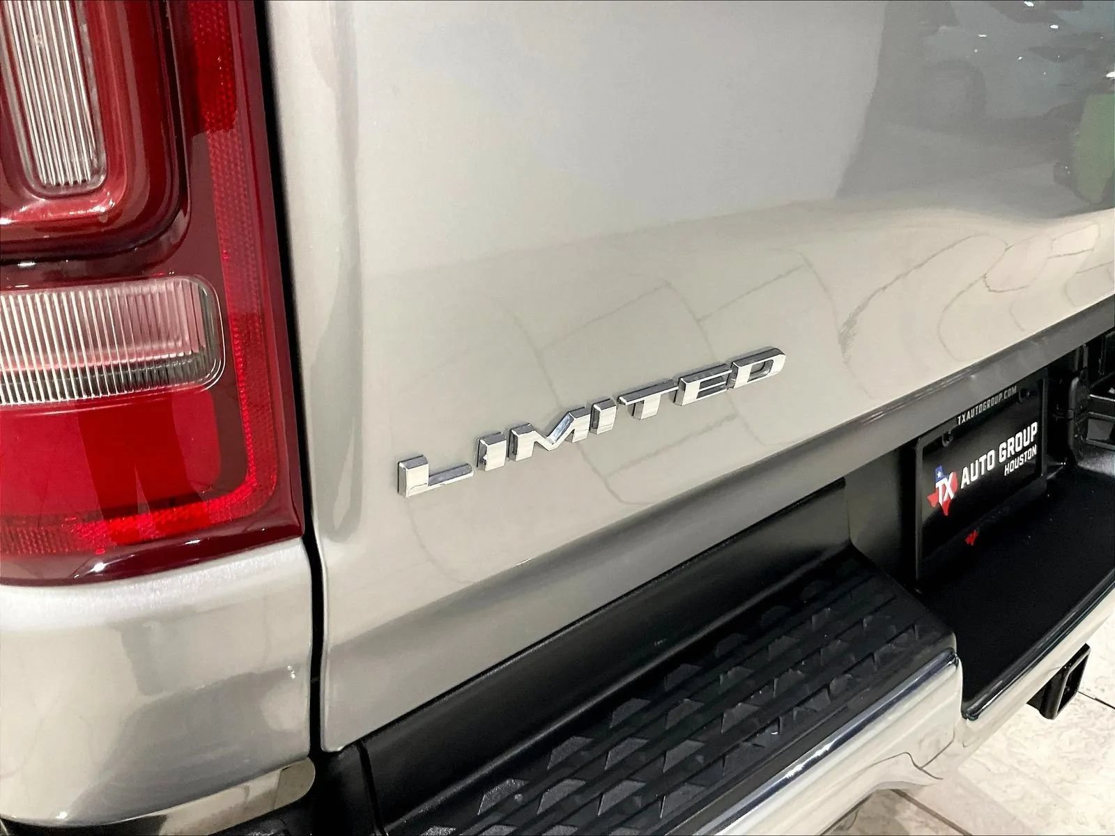 Used 2022 RAM 1500 Limited RWD image 33
