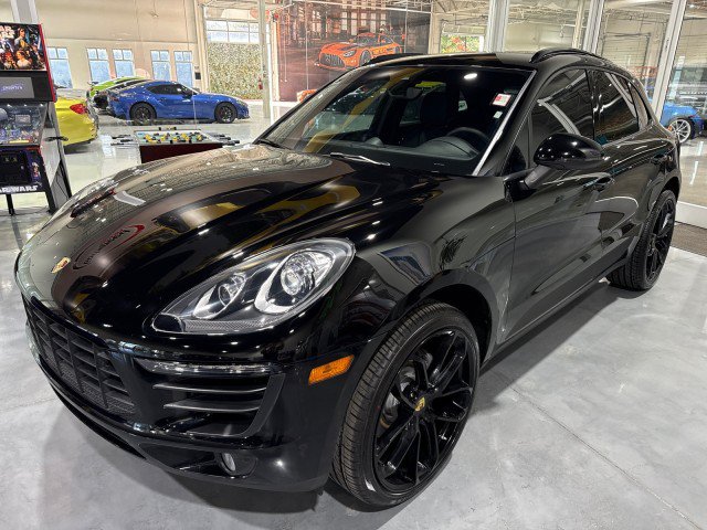 Used 2018 Porsche Macan AWD/4WD image 12