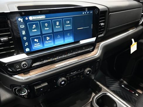 New 2026 Chevrolet Silverado 1500 LT image 17