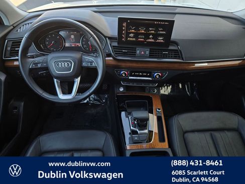 Used 2023 Audi Q5 2.0T Premium w/ Convenience Package image 14