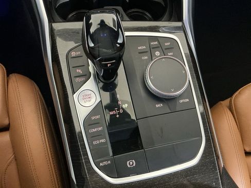 Used 2021 BMW 330i Sedan w/ M Sport Package image 14