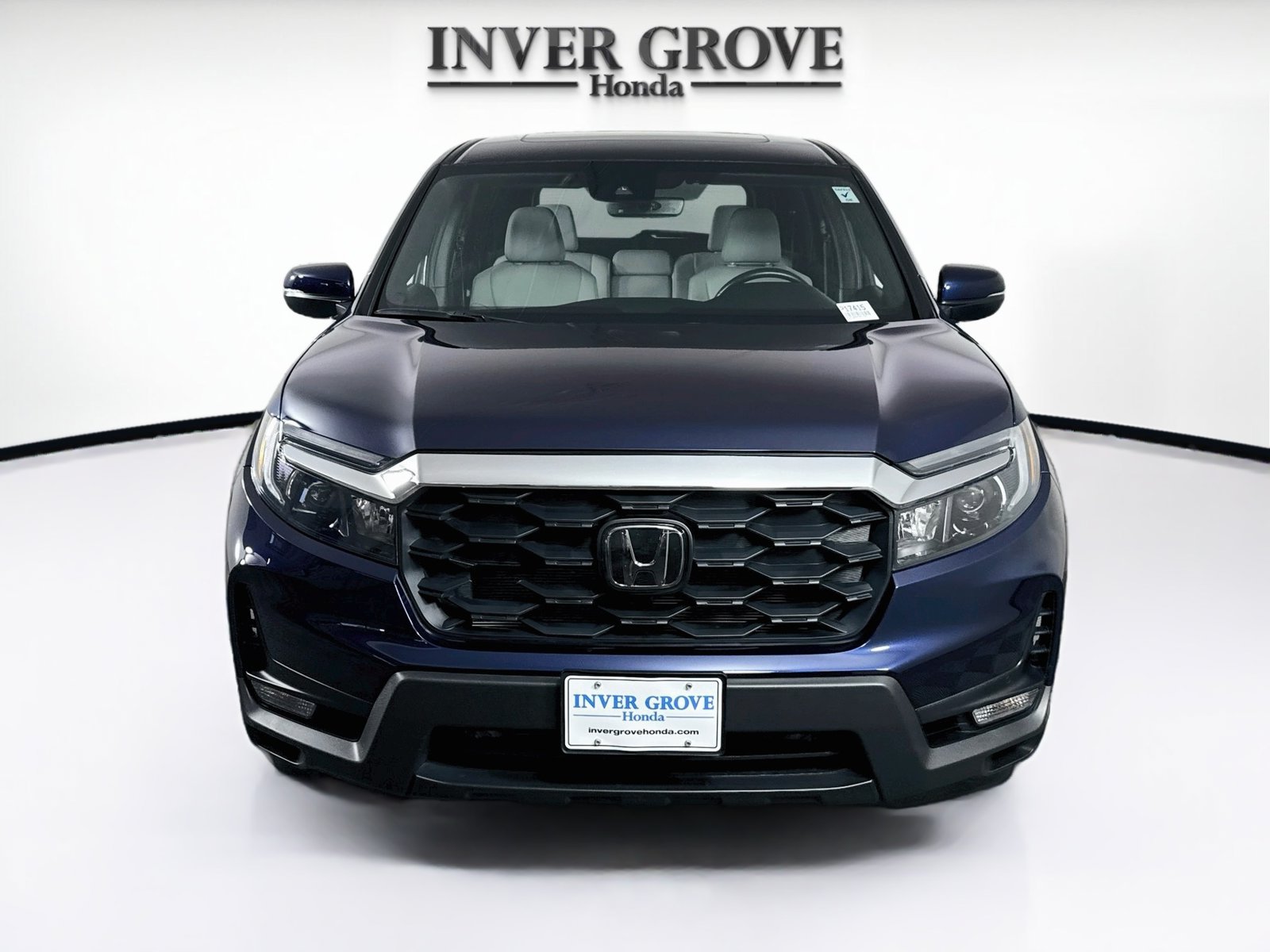 Used 2023 Honda Passport EX-L image 2
