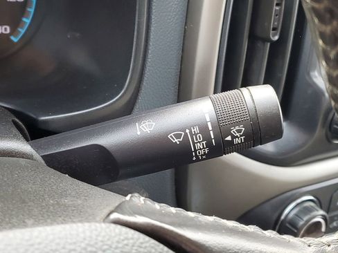 Used 2016 Chevrolet Colorado Z71 image 18