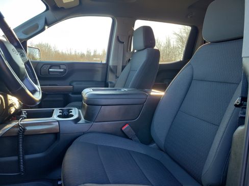 Used 2022 Chevrolet Silverado 1500 LT Trail Boss image 14