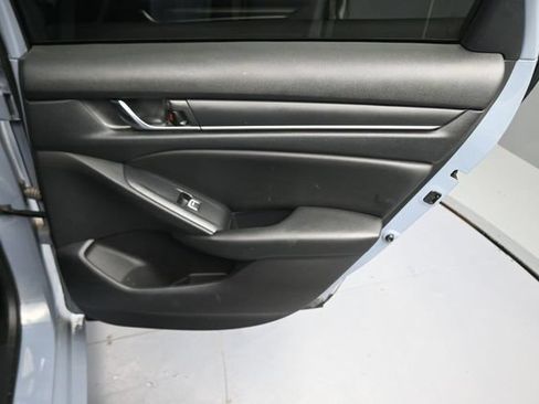 Used 2022 Honda Accord Sport image 22