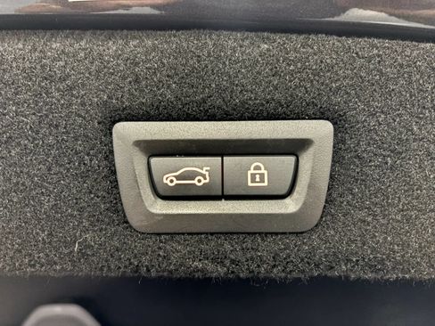 Used 2017 BMW 740e xDrive AWD/4WD image 58