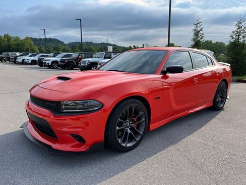 Used 2023 Dodge Charger R/T w/ Plus Group RWD image 1