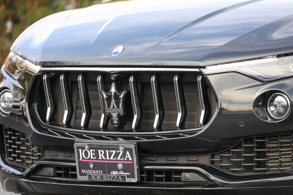 Used 2023 Maserati Levante GT AWD/4WD image 18