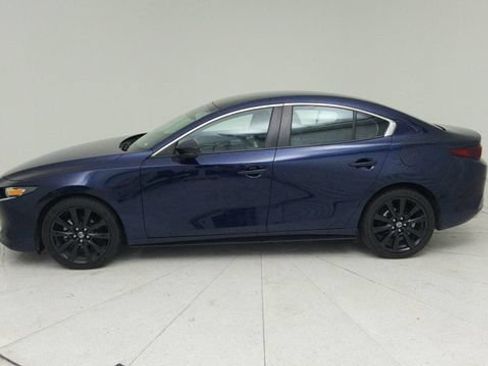 Used 2024 MAZDA MAZDA3 s FWD image 8