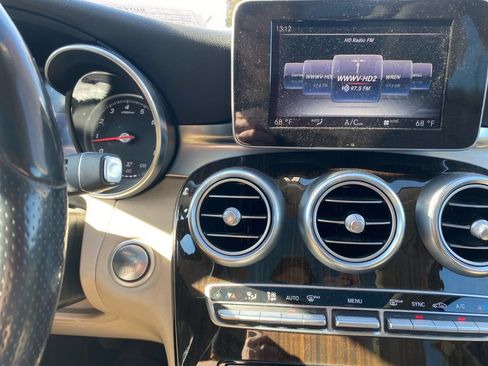 Used 2016 Mercedes-Benz GLC 300 4MATIC image 20