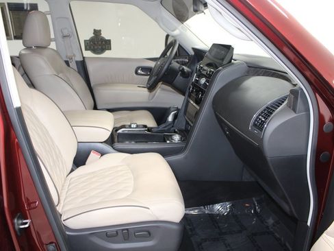 Used 2024 Nissan Armada Platinum w/ Captain's Chairs Package image 29