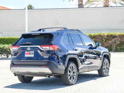 Used 2023 Toyota RAV4 Limited AWD/4WD image 9