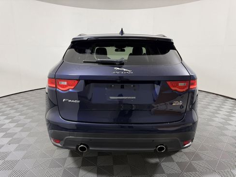 Used 2017 Jaguar F-PACE R-Sport image 9
