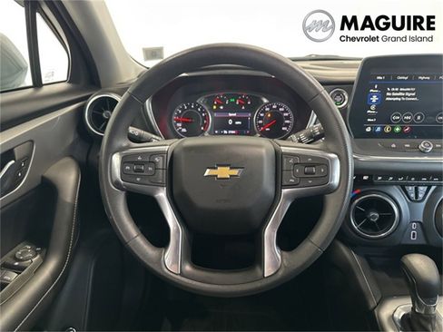 Used 2023 Chevrolet Blazer LT w/ Convenience Package image 5
