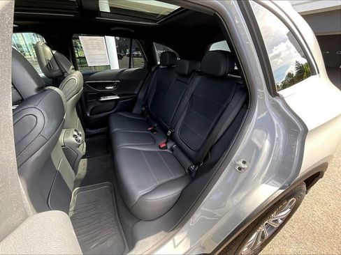 Used 2026 Mercedes-Benz GLC 300 4MATIC image 24