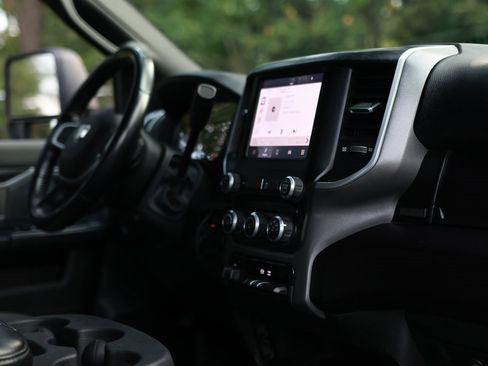 Used 2023 RAM 3500 Big Horn w/ Level 1 Equipment Group image 18