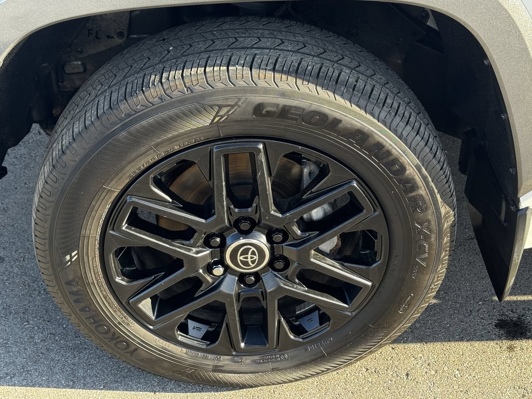 Used 2022 Toyota Tundra Limited AWD/4WD image 49