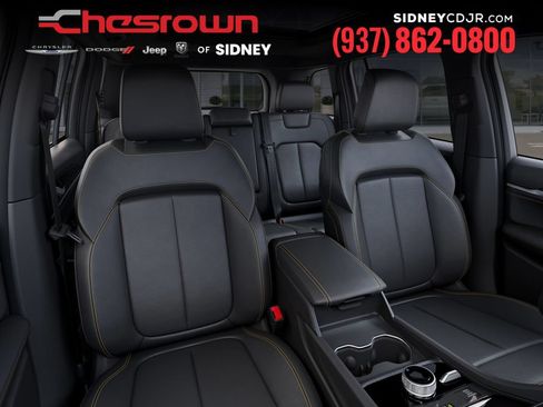 New 2026 Jeep Grand Cherokee Limited AWD/4WD image 16