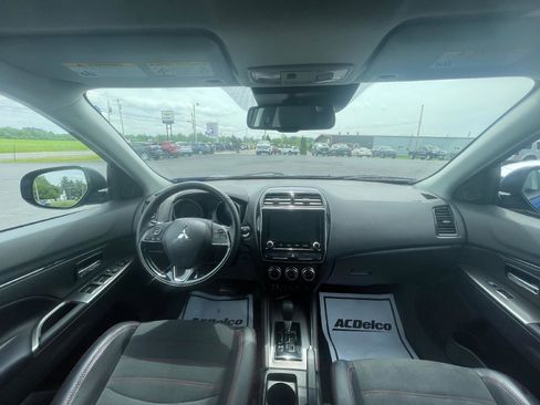 Used 2024 Mitsubishi Outlander Sport AWD image 9
