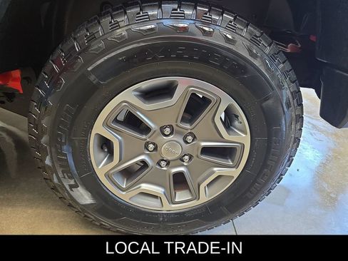 Used 2013 Jeep Wrangler Rubicon AWD/4WD image 32