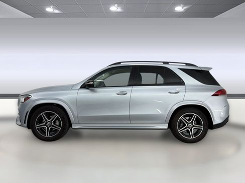 Used 2022 Mercedes-Benz GLE 350 4MATIC image 2