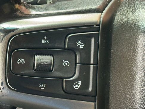 Used 2021 Chevrolet Silverado 2500 LT w/ Convenience Package image 27