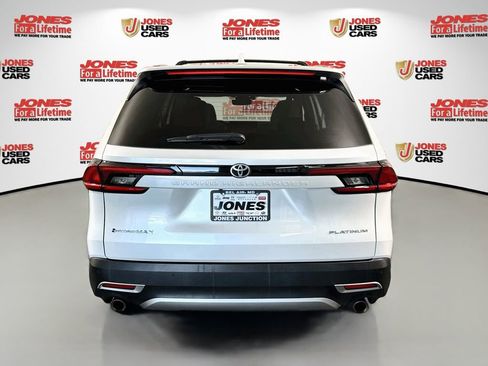 Certified 2025 Toyota Grand Highlander AWD Hybrid image 16