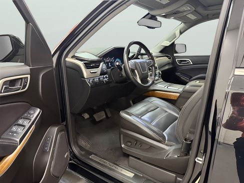 Used 2020 GMC Yukon Denali AWD/4WD image 11