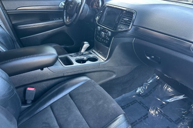 Used 2021 Jeep Grand Cherokee Laredo X RWD image 18