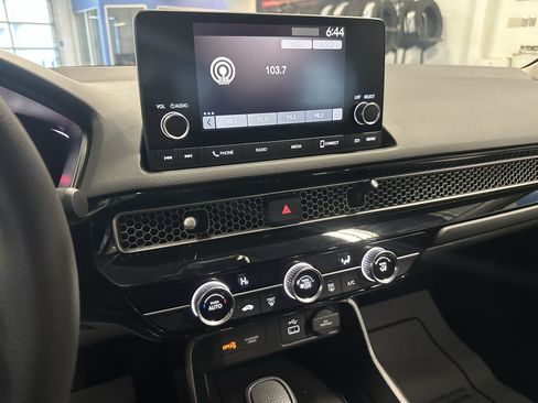 Used 2024 Honda Civic LX image 14