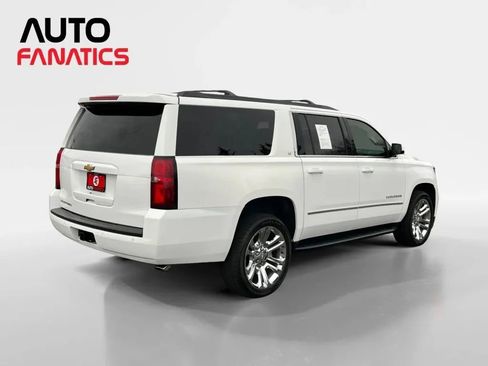 Used 2019 Chevrolet Suburban LT image 5