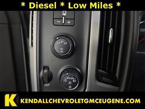 Used 2019 GMC Sierra 3500 SLT image 17