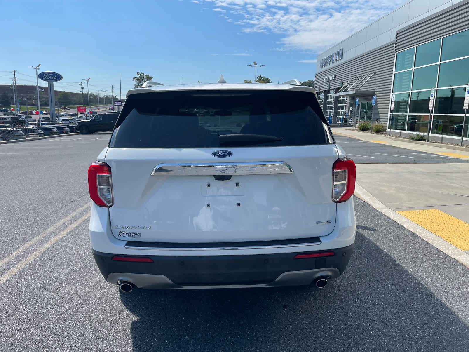 Used 2020 Ford Explorer Limited AWD/4WD image 4