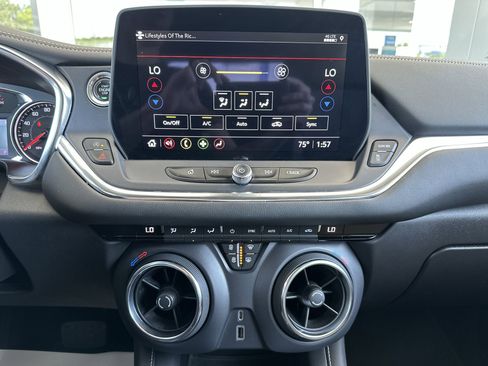 Certified 2023 Chevrolet Blazer LT FWD image 32