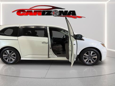 Used 2014 Honda Odyssey Touring image 14