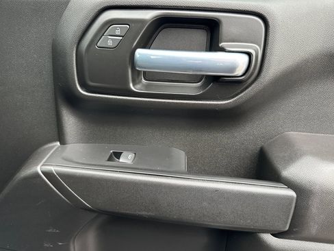 Used 2021 Chevrolet Silverado 1500 Custom w/ Rally Edition image 18