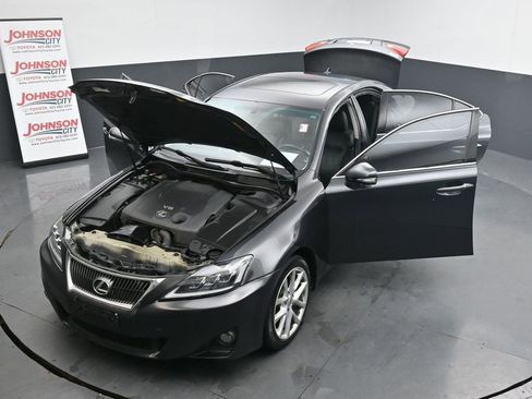 Used 2011 Lexus IS 250 AWD w/ Premium Pkg Value Edition image 42